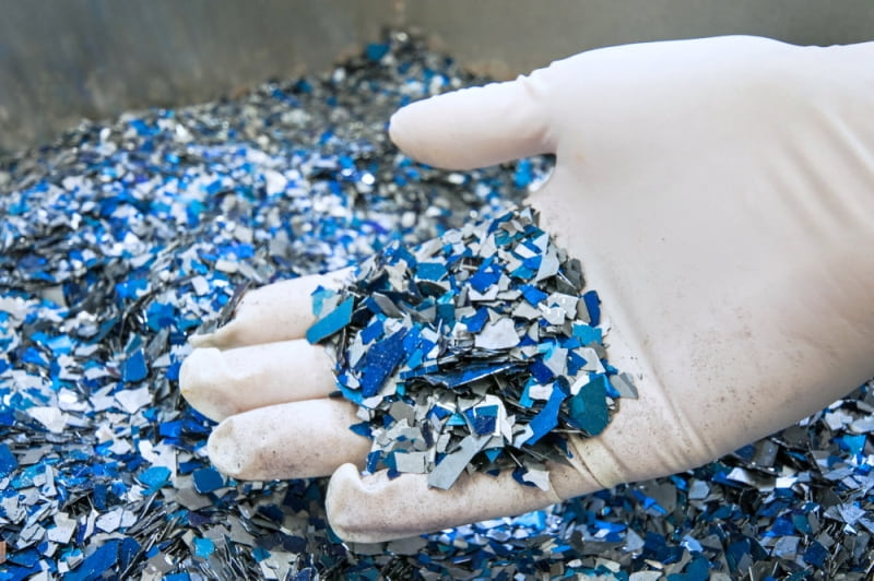 Green Circle: SoliTek Partners with LuxChemtech on Recycling