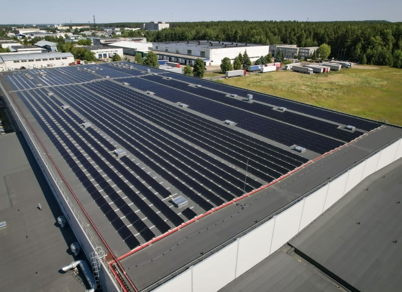 Saules elektrine 1,4 MW vilnius blackstar plokscias stogas