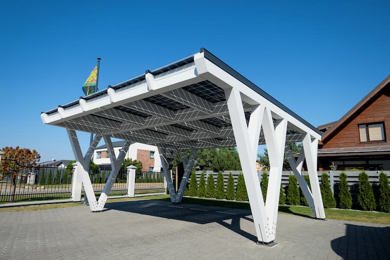 Solar carport – Carport with integrated solar panels